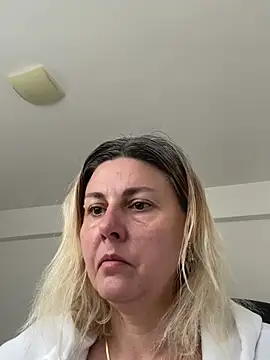 Snapshot of Amelia9798 chatting on April 2026 06:03:01 AM Amelia9798 online show from April 2026 06:03:01 AM