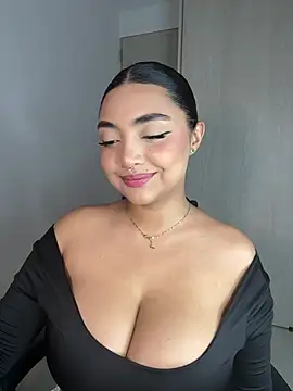 Snapshot of SASHASTRADA_ chatting on March 2026 05:35:02 AM SASHASTRADA online show from March 2026 05:35:02 AM