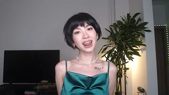 Snapshot of Marley_Queen chatting on July 2026 03:58:02 PM Marley Queen online show from July 2026 03:58:02 PM