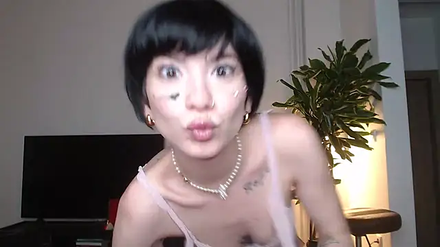 Snapshot of Marley_Queen chatting on July 2026 09:45:02 AM Marley Queen online show from July 2026 09:45:02 AM