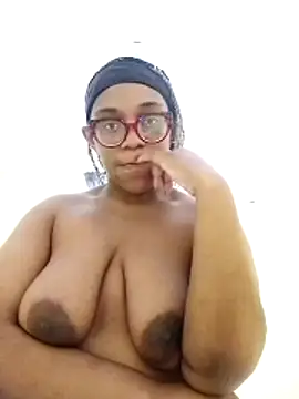 Sultrydiva1 online show from May 2026 12:45:02 PM
