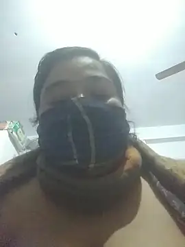 momo loves online show from January 2026 07:11:01 PM