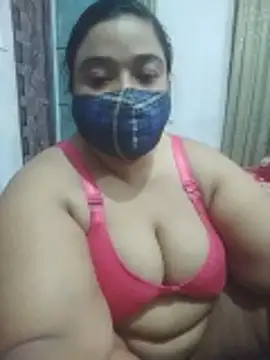 momo loves online show from April 2026 07:58:01 PM