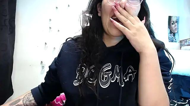 Snapshot of abril_onnel chatting on February 2025 12:20:02 AM abril onnel online show from February 2025 12:20:02 AM