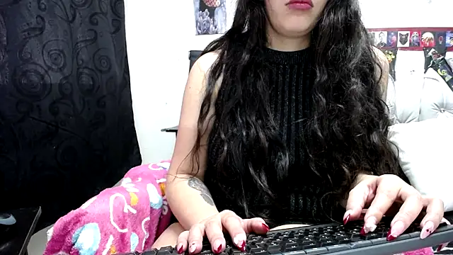 Snapshot of abril_onnel chatting on March 2025 06:18:01 PM abril onnel online show from March 2025 06:18:01 PM