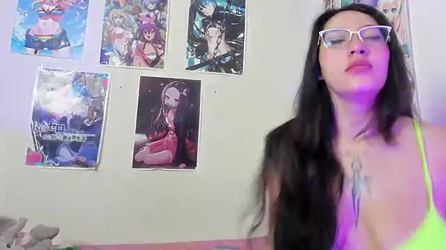 Snapshot of abril_onnel chatting on October 2025 06:30:02 PM abril onnel online show from October 2025 06:30:02 PM