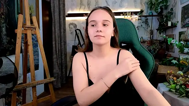 Snapshot of MelissaTravel chatting on April 2026 06:10:01 PM MelissaTravel online show from April 2026 06:10:01 PM