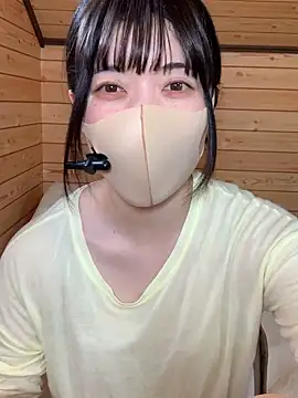 Snapshot of minami_room chatting on March 2026 06:13:02 AM minami room online show from March 2026 06:13:02 AM