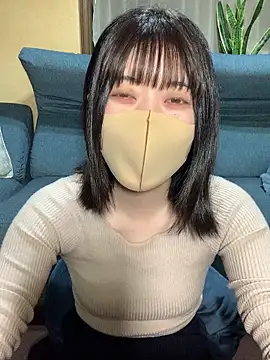 Snapshot of minami_room chatting on April 2026 11:11:01 AM minami room online show from April 2026 11:11:01 AM