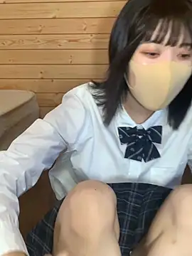 Snapshot of minami_room chatting on April 2026 05:45:02 AM minami room online show from April 2026 05:45:02 AM