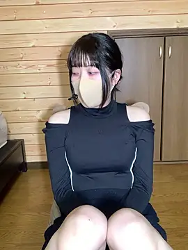 Snapshot of minami_room chatting on April 2026 02:24:01 PM minami room online show from April 2026 02:24:01 PM