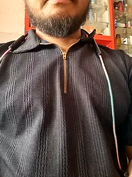 RaiStarrrr0-9 online show from February 2026 06:40:02 AM