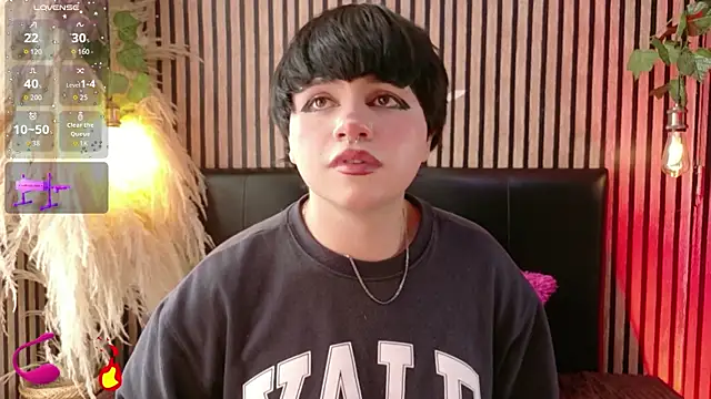 Hiddenhotcake online show from April 2026 07:26:02 PM