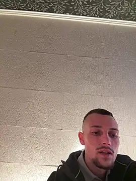 Snapshot of Evelin199 chatting on March 2026 01:59:01 PM Evelin199 online show from March 2026 01:59:01 PM