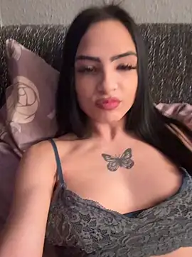 Snapshot of Evelin199 chatting on March 2026 04:52:01 PM Evelin199 online show from March 2026 04:52:01 PM