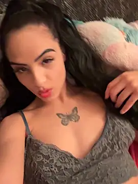 Snapshot of Evelin199 chatting on March 2026 07:14:01 PM Evelin199 online show from March 2026 07:14:01 PM