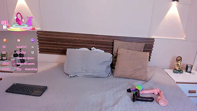 mia gold  online show from March 2026 07:09:01 PM