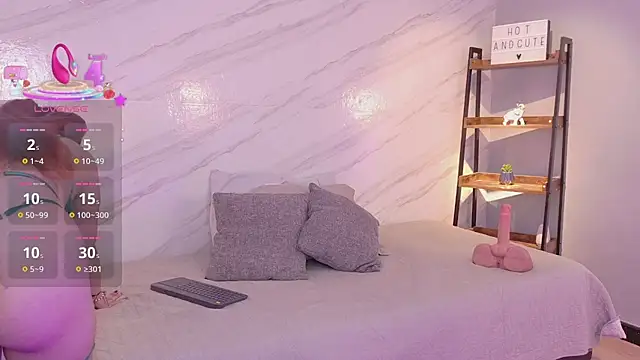 mia gold  online show from May 2026 07:00:01 PM