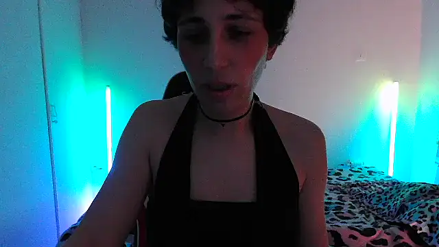 Snapshot of HoneyValentine chatting on March 2026 08:35:02 PM HoneyValentine online show from March 2026 08:35:02 PM
