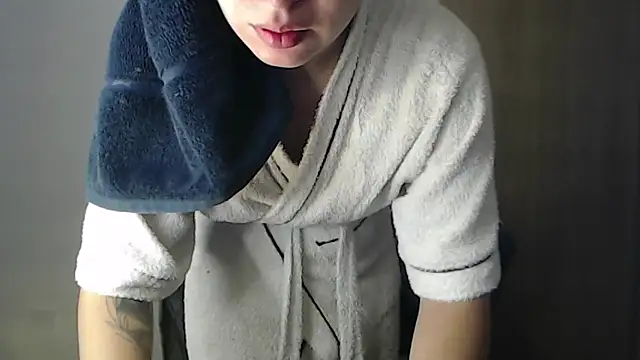 -Ivonnys online show from February 2026 09:44:02 PM