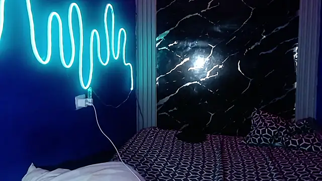 Snapshot of jamescurly00 chatting on April 2026 08:36:02 AM jamescurly00 online show from April 2026 08:36:02 AM