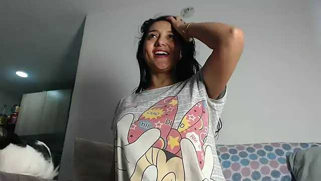 samanta xi online show from May 2026 11:39:01 AM
