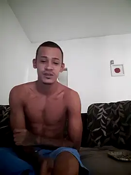 Snapshot of Magrinhodelicia011 chatting on March 2026 04:40:02 PM Magrinhodelicia011 online show from March 2026 04:40:02 PM