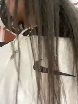 Snapshot of Michelle_ec chatting on March 2026 07:18:02 PM Michelle ec online show from March 2026 07:18:02 PM