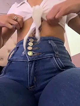 Snapshot of Michelle_ec chatting on April 2026 06:49:01 PM Michelle ec online show from April 2026 06:49:01 PM