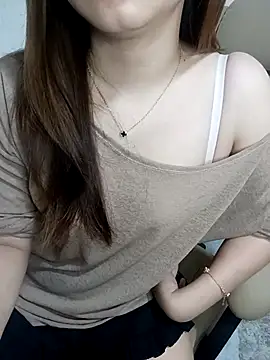 Snapshot of ChanChanLy chatting on April 2026 03:31:01 PM ChanChanLy online show from April 2026 03:31:01 PM