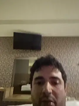 Snapshot of Mala_Direta chatting on April 2026 01:05:02 PM Mala Direta online show from April 2026 01:05:02 PM