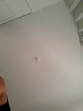 ofjuliaa online show from March 2026 08:47:01 PM