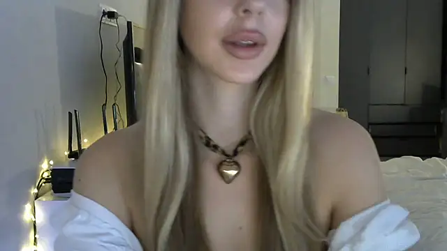 Snapshot of LizaSweetyq chatting on February 2026 09:21:02 AM LizaSweetyq online show from February 2026 09:21:02 AM