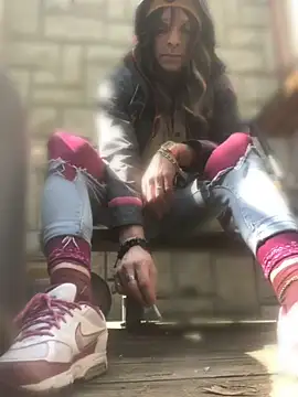 Snapshot of dongoralesko77 chatting on April 2026 03:02:01 PM dongoralesko77 online show from April 2026 03:02:01 PM