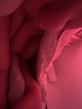 Snapshot of wy2026 chatting on April 2026 11:39:02 PM wy2026 online show from April 2026 11:39:02 PM