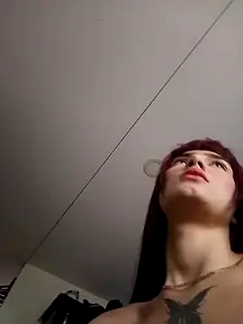 Snapshot of Tamara_gomex chatting on April 2026 10:32:01 PM Tamara gomex online show from April 2026 10:32:01 PM