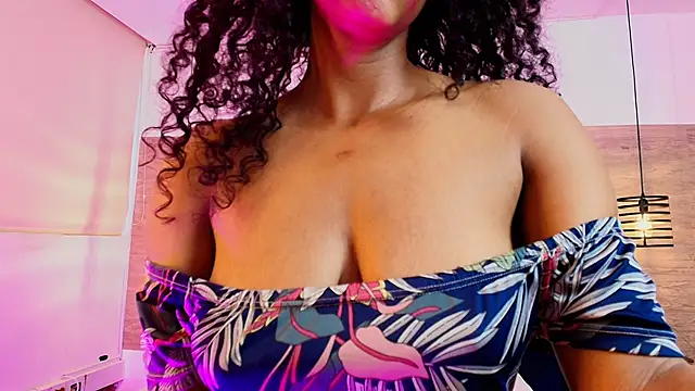 Snapshot of Ellie-Alves chatting on April 2026 04:34:02 PM Ellie-Alves online show from April 2026 04:34:02 PM