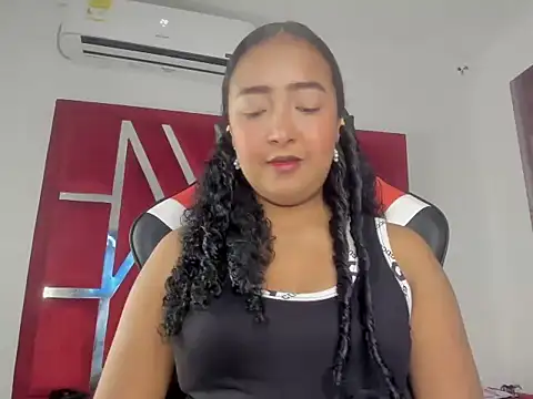 sweetdesireasm online show from April 2026 08:28:02 PM