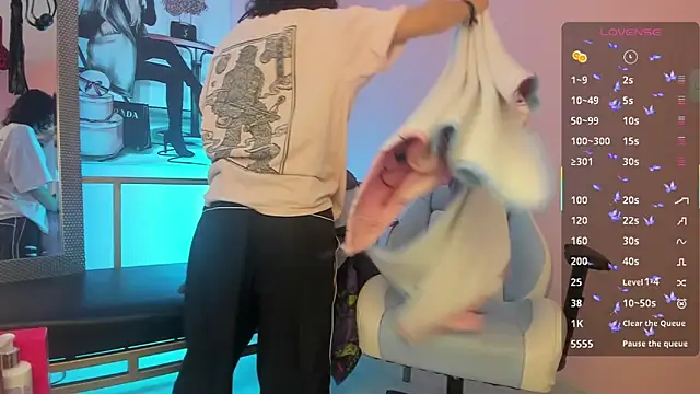 Snapshot of Acid_bounze chatting on March 2026 01:05:02 PM Acid bounze online show from March 2026 01:05:02 PM