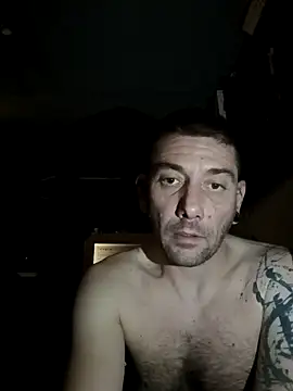 Snapshot of MrBen1775 chatting on February 2026 01:15:01 AM MrBen1775 online show from February 2026 01:15:01 AM