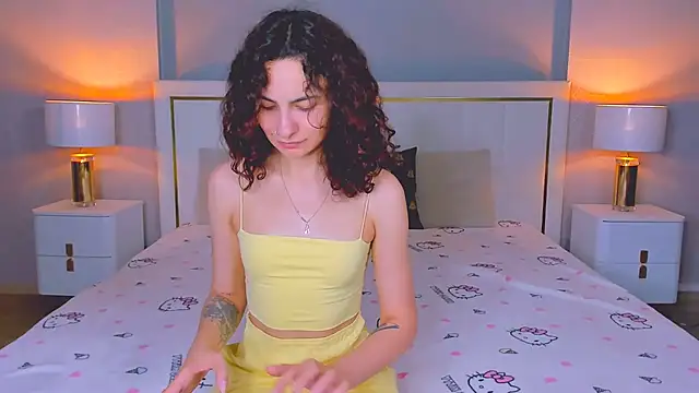RIANA SI online show from July 2026 08:35:01 PM
