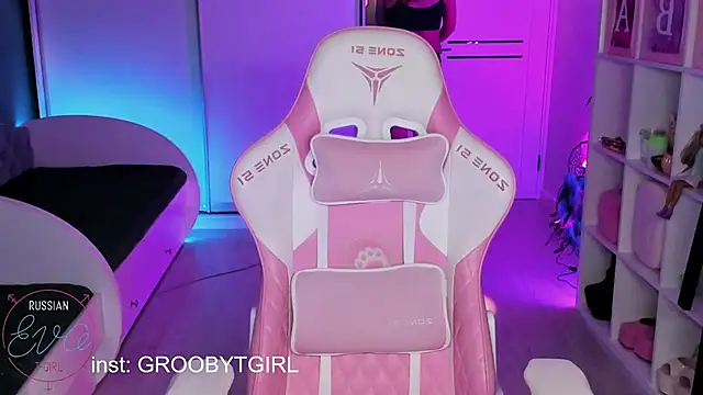 SibylVex online show from January 2026 11:15:02 AM