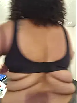 Snapshot of Big_Booty_Bonnie chatting on July 2026 02:59:02 AM Big Booty Bonnie online show from July 2026 02:59:02 AM