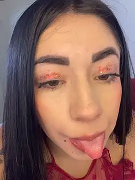 LunaSeduct online show from January 2026 04:45:02 PM