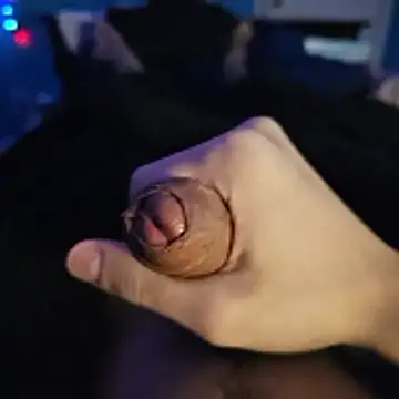 Snapshot of AnonymousTwinkie chatting on January 2026 01:48:02 PM AnonymousTwinkie online show from January 2026 01:48:02 PM