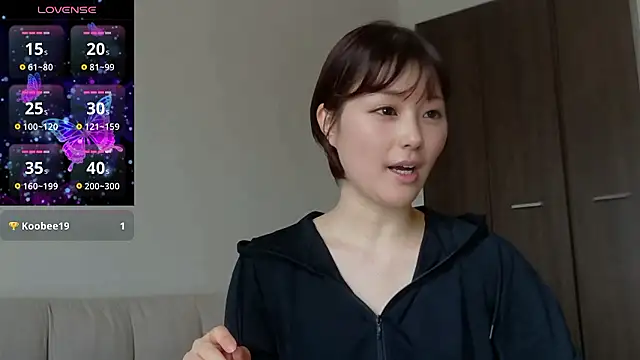 Snapshot of isshiki00 chatting on April 2026 02:14:01 AM isshiki00 online show from April 2026 02:14:01 AM
