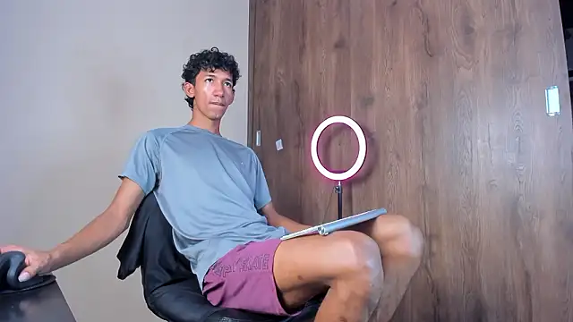 neitan miller  online show from February 2026 04:11:02 PM