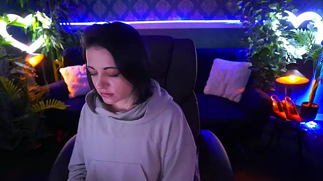 Dafni Monn online show from March 2025 06:32:01 AM