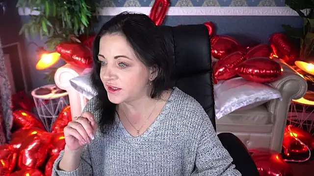 Snapshot of Dafni_Monn chatting on February 2026 06:37:01 AM Dafni Monn online show from February 2026 06:37:01 AM