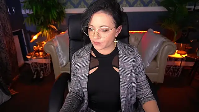 Dafni Monn online show from May 2026 05:36:02 AM